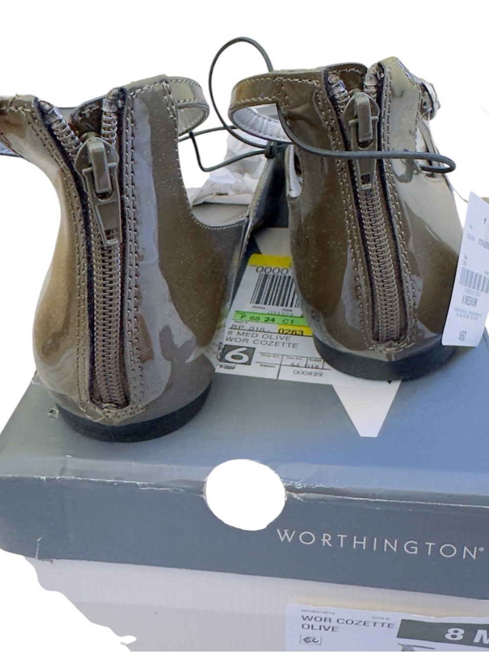 Worthington Olive Patent Pointed-Toe Slingback Flats with Chain Detail/ Size 8 - Picture 3 of 6